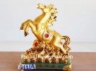 Ngựa vàng trên như ý đống tiền vàng đế thủy tinh G111A